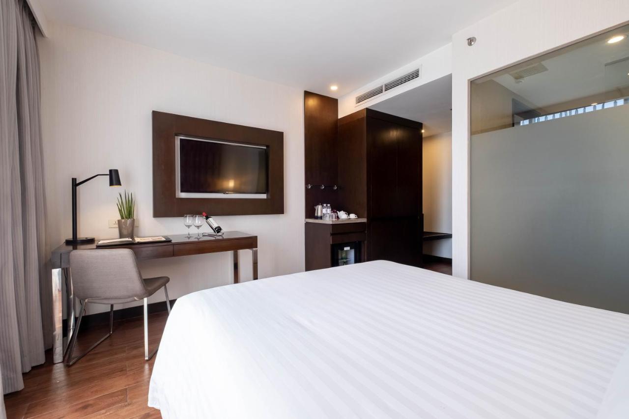 Wynwood Hotel Pasig City Extérieur photo