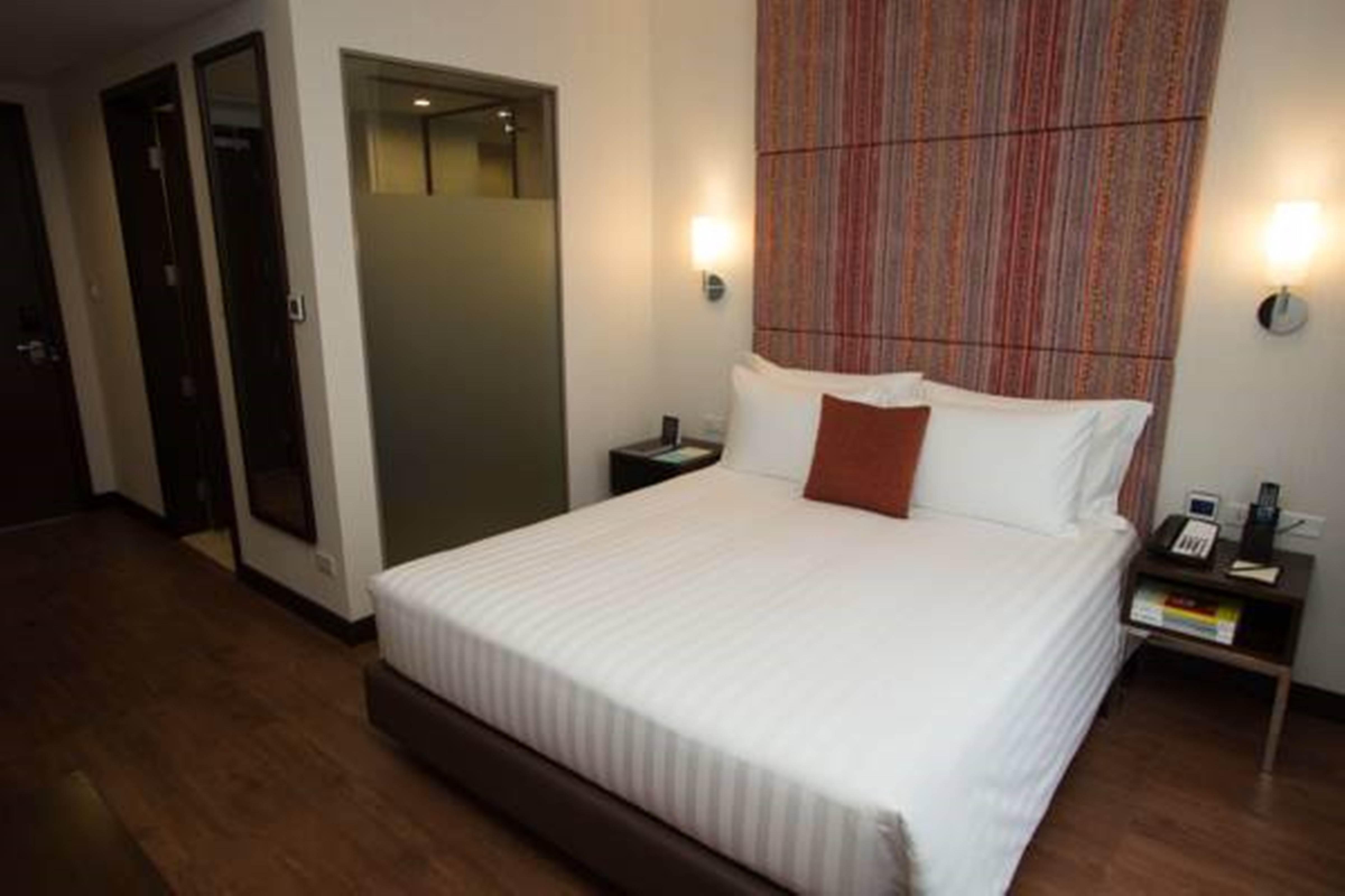 Wynwood Hotel Pasig City Extérieur photo